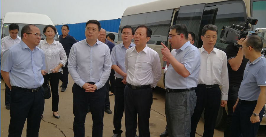 廣西壯族自治區(qū)黨委常委統戰(zhàn)部長徐紹川蒞臨廣西銀億調研